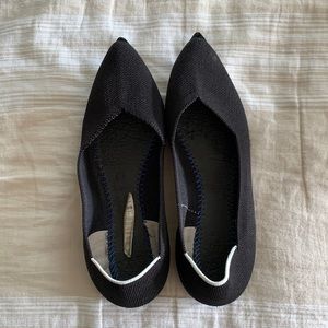 The Point Black Rothy’s